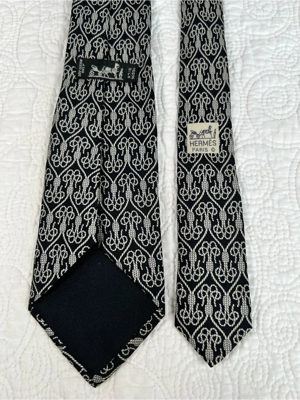 Vintage Hermes Silk Tie 694 OA Black White Equestrian Rope Knot Motif France